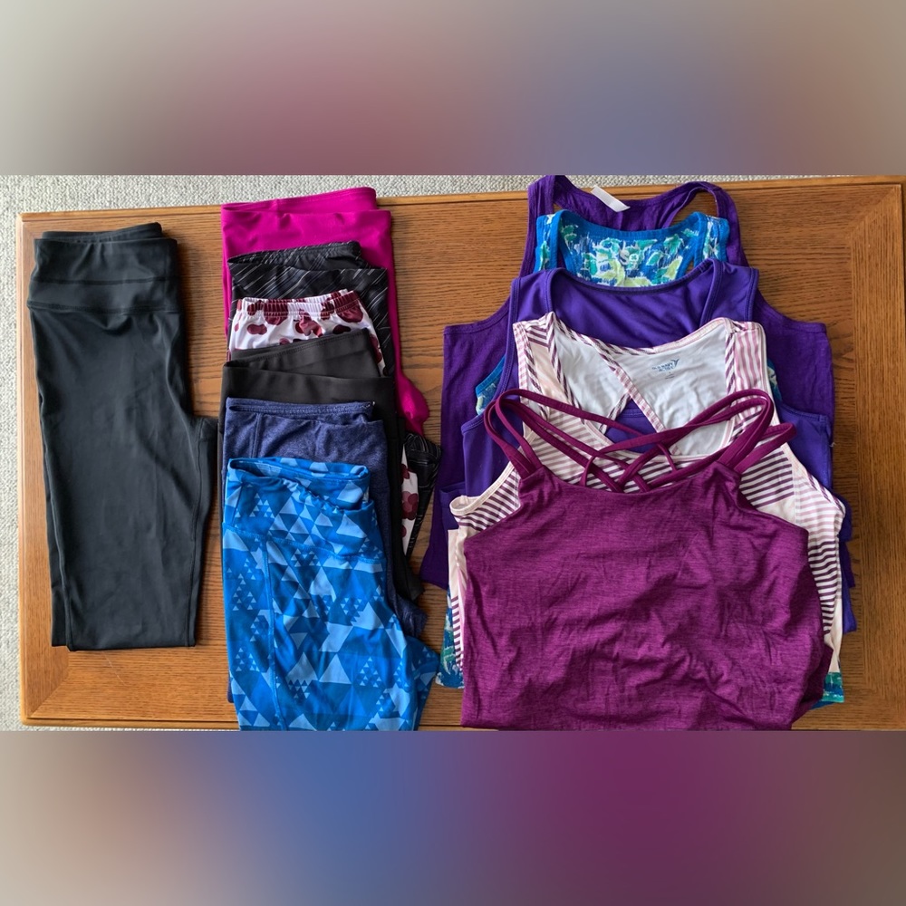 BUNDLE Size Large Athletic Wear